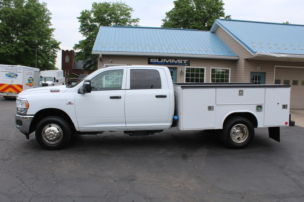 ram ram 3500 chassis cab 2024 3C7WRTCL8RG207299 image ram ram 3500 chassis cab 2024 3C7WRTCL8RG207299 image